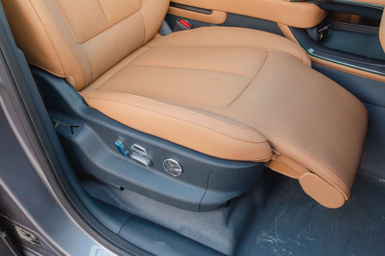 BYD Leopard 5 BYD Leopard5 Ultra Air Suspension 210KM 1.5T 2025 (For Export)