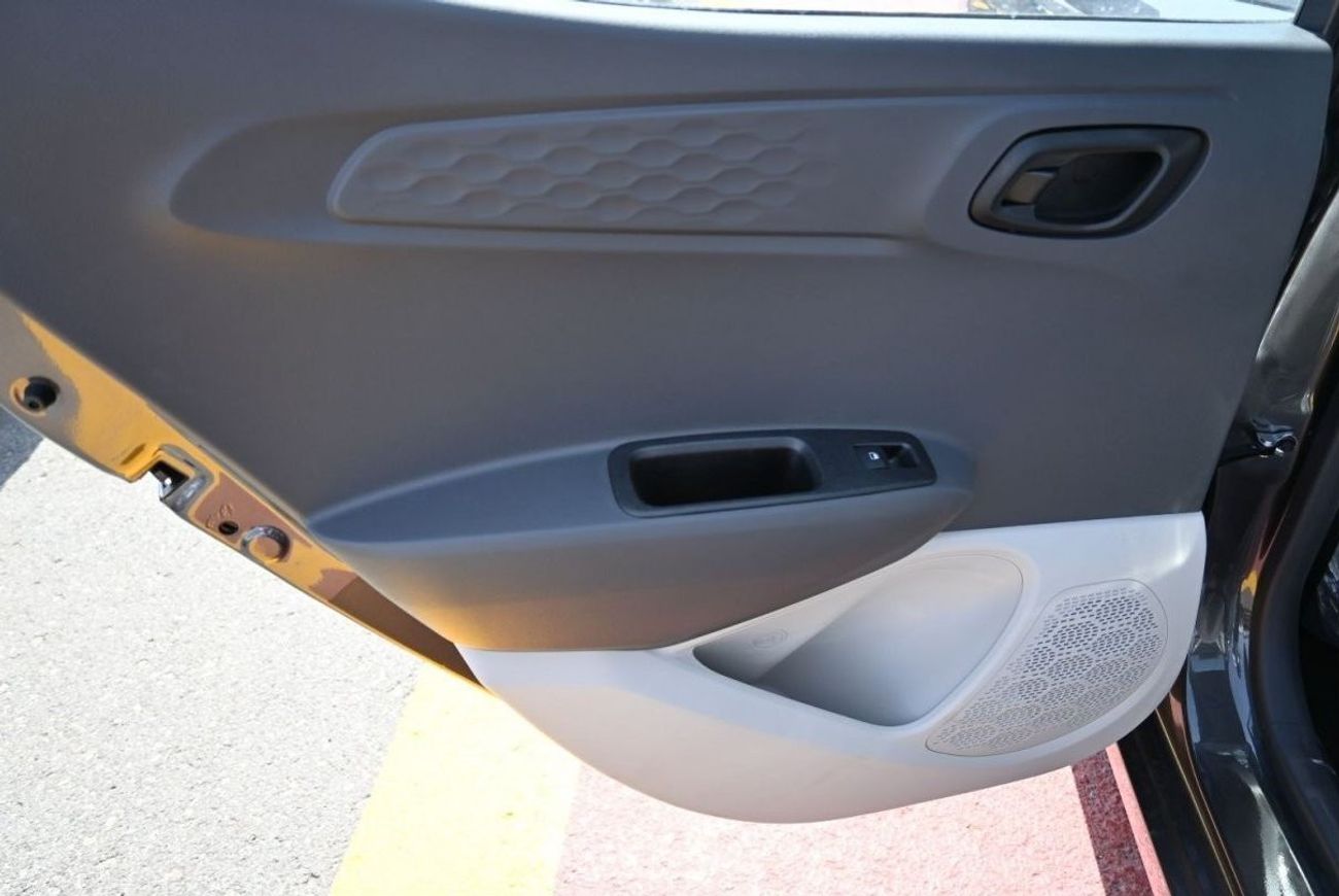 هيونداي جراند i10 هيونداي جراند آي 10 سعة 1.2 لتر بنزين سيدان دفع أمامي 4 أبواب لون رمادي موديل 2023