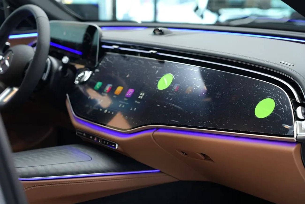 مرسيدس بنز E300 E 300 | GCC 0km | Agency Warranty | AMG Package