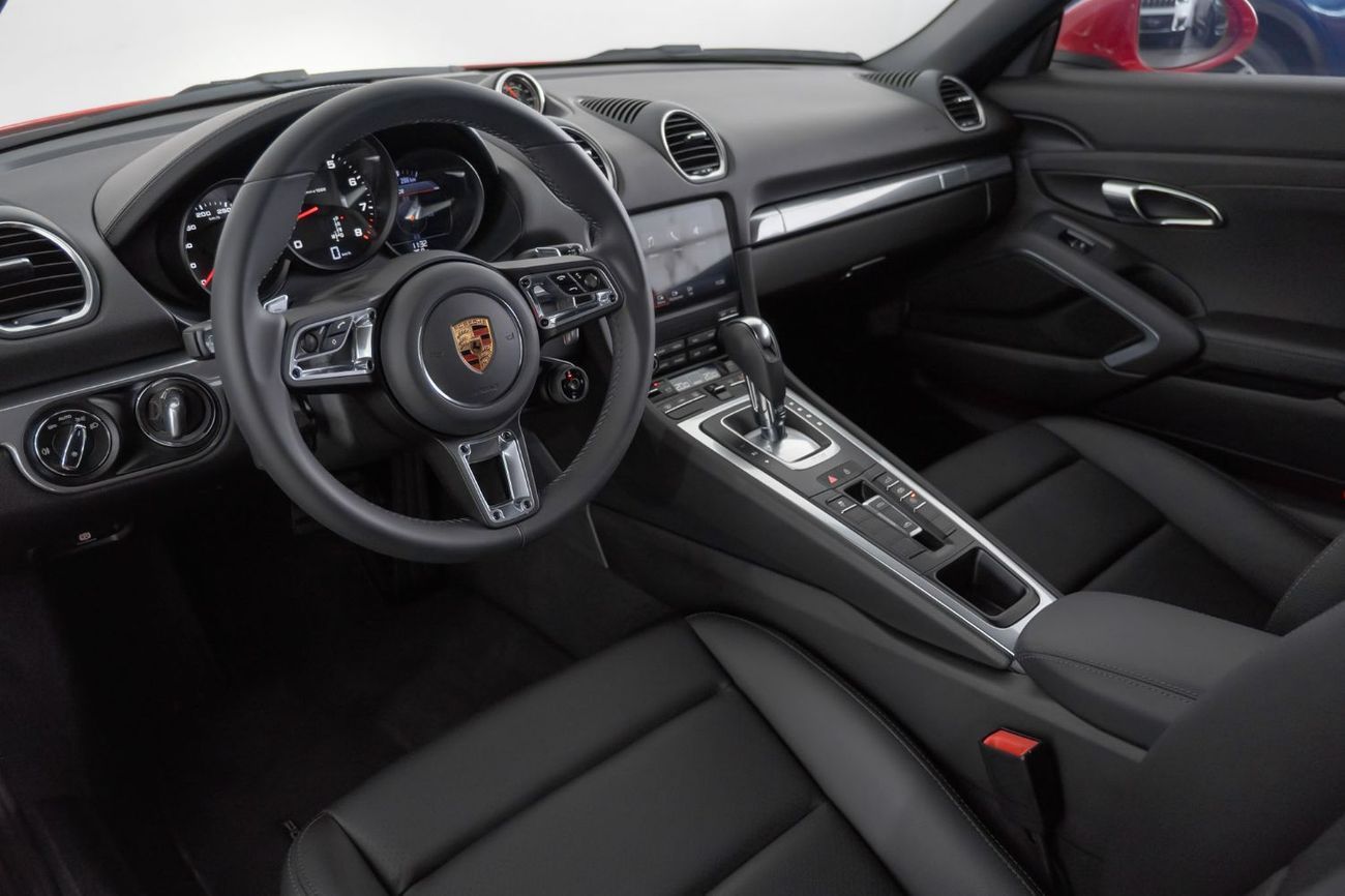 بورش بوكستر 718 Style Edition (300 HP) A/T