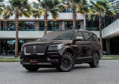 لينكولن نافيجاتور 2,742 P.M | 0% Downpayment | LINCOLN NAVIGATOR PRESIDENTIAL!