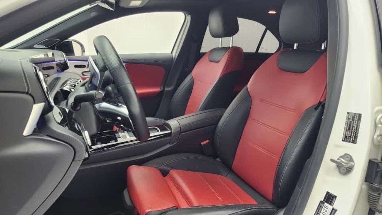 مرسيدس بنز A 35 AMG 