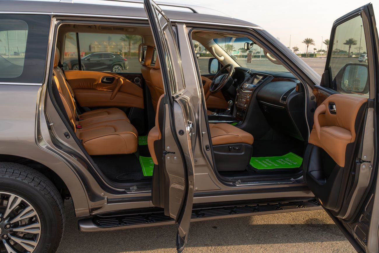 نيسان باترول SE Platinum City 5.6L