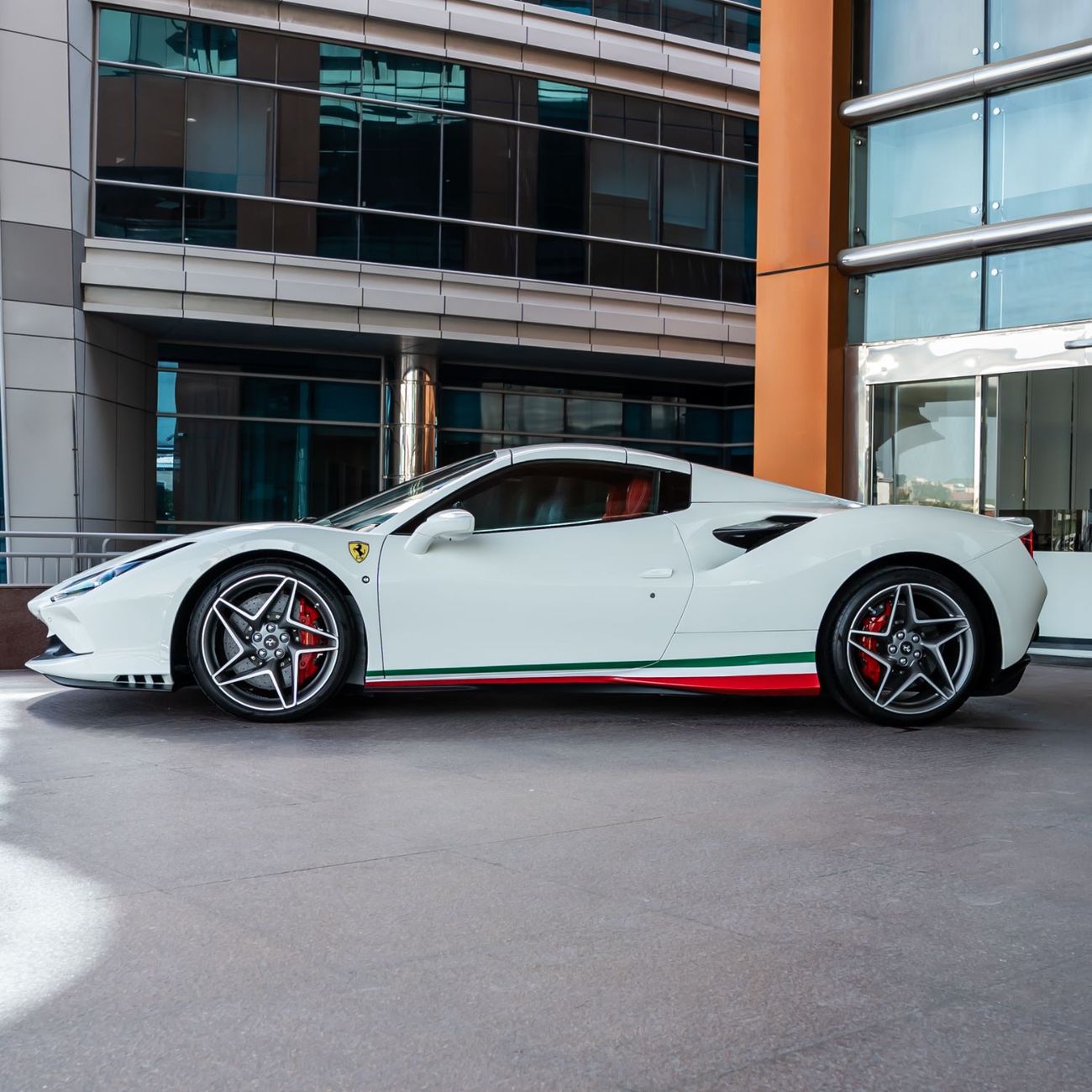 فيراري ف ٨ سبيدر 3.9T V8