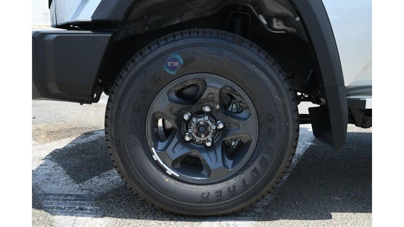 تويوتا لاند كروزر بيك آب Double Cab 4.5L Diesel Limited