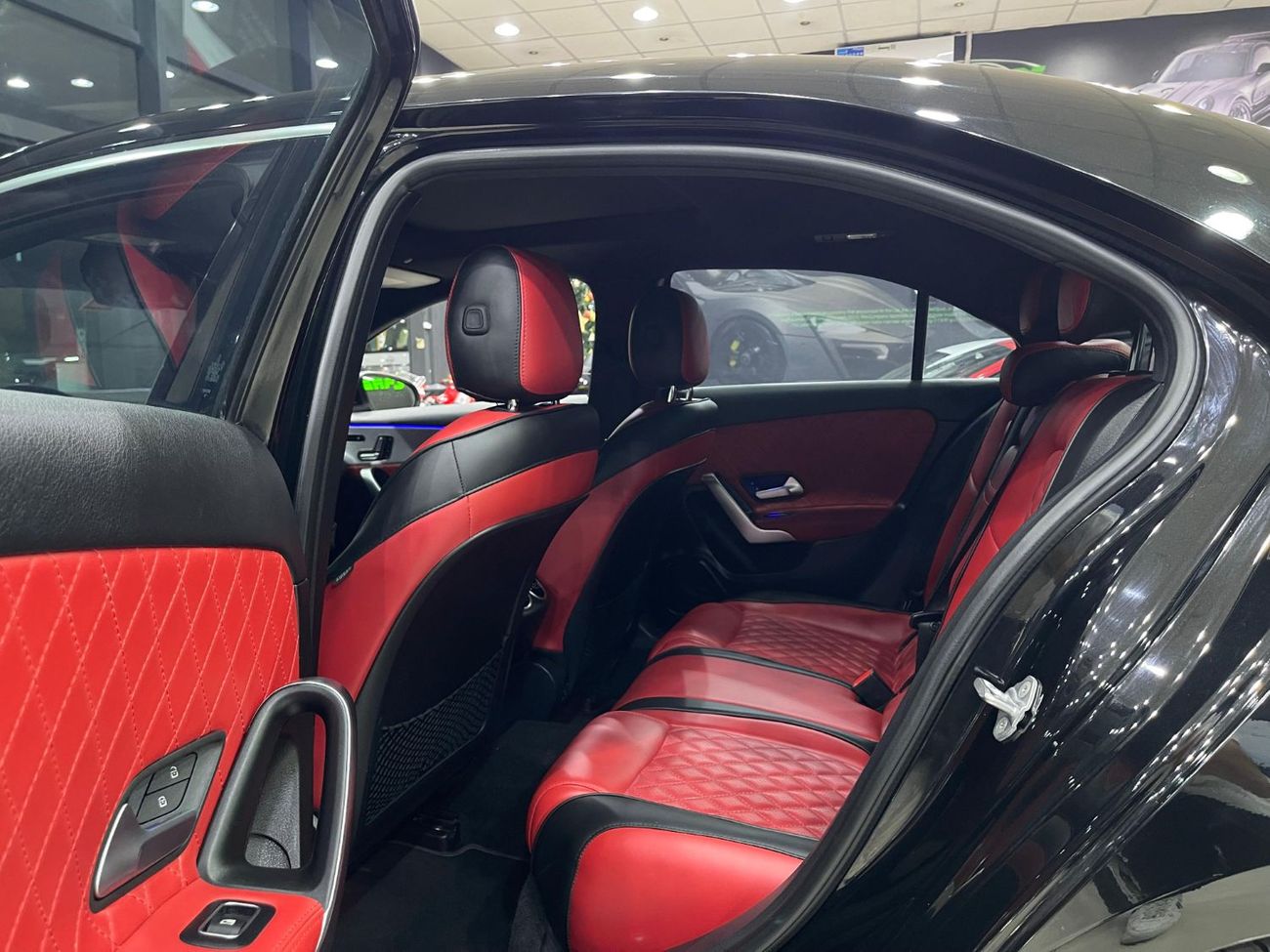 مرسيدس بنز A 220