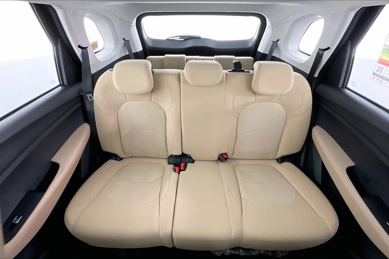 Chevrolet Captiva Premier | 1 year free warranty | 0 down payment | 7 day return policy