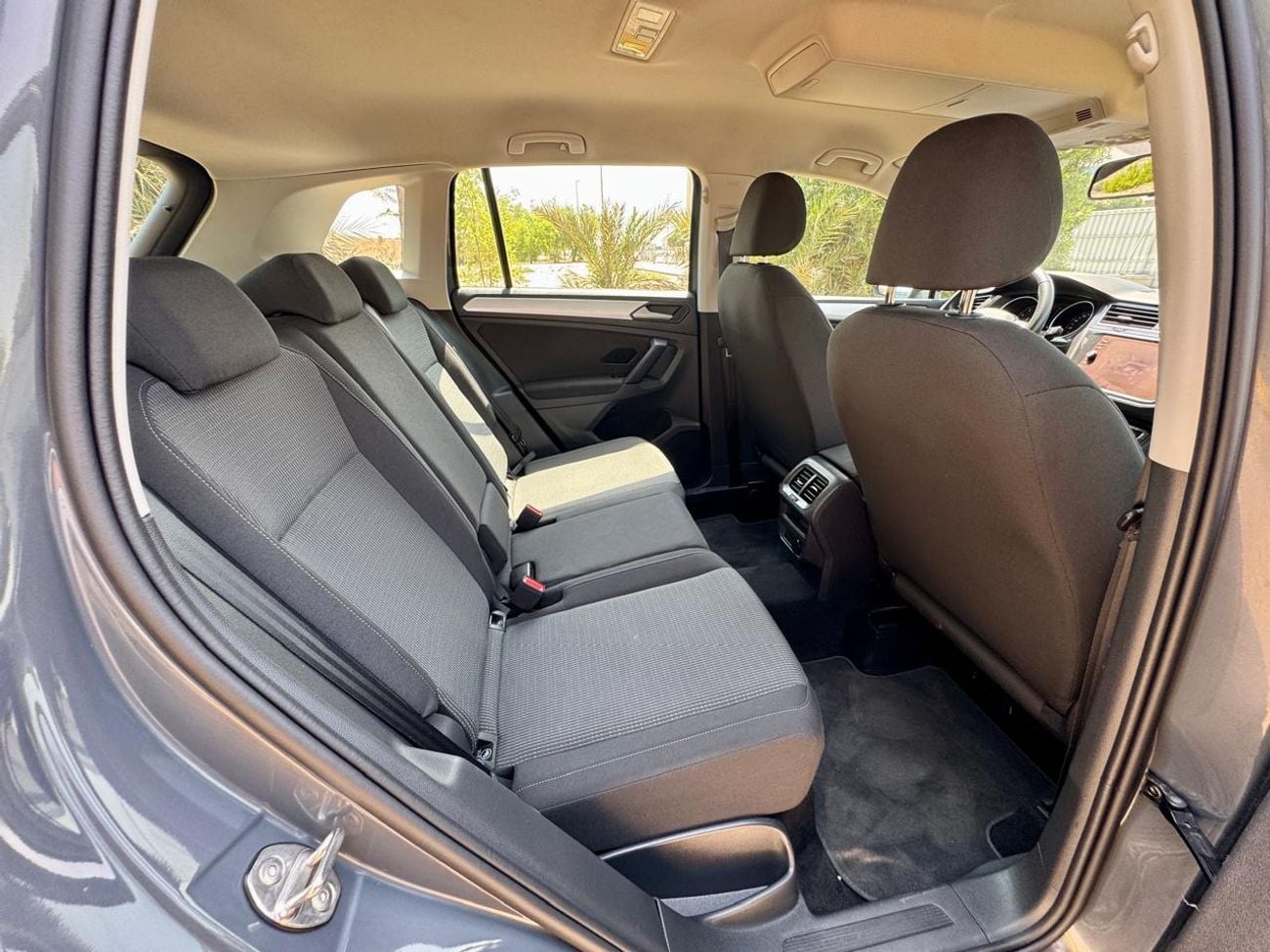 Volkswagen Tiguan 1000-Monthly l GCC l Under Warranty, Agency Maintained l Accident Free