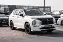 ميتسوبيشي آوتلاندر PREMIUM LAUNCH EDITION GCC Specs - Original Paint Free Accident Excellent Condition