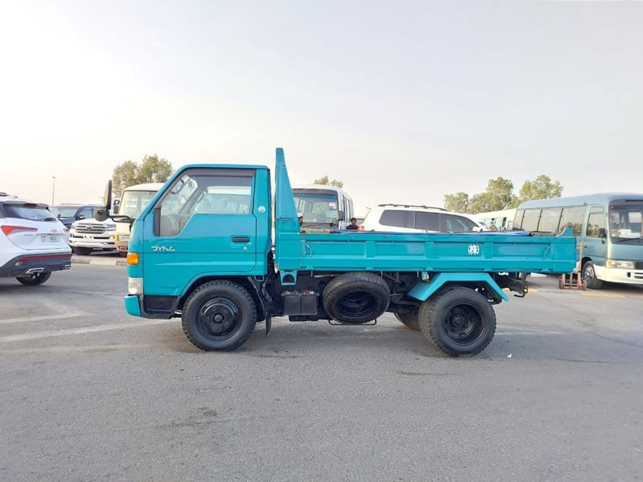 Toyota Dyna TOYOTA DYNA TRUCK DUMPER RHD 1995 MODEL 4.1 L DIESEL AUTOMATIC(PM01058)