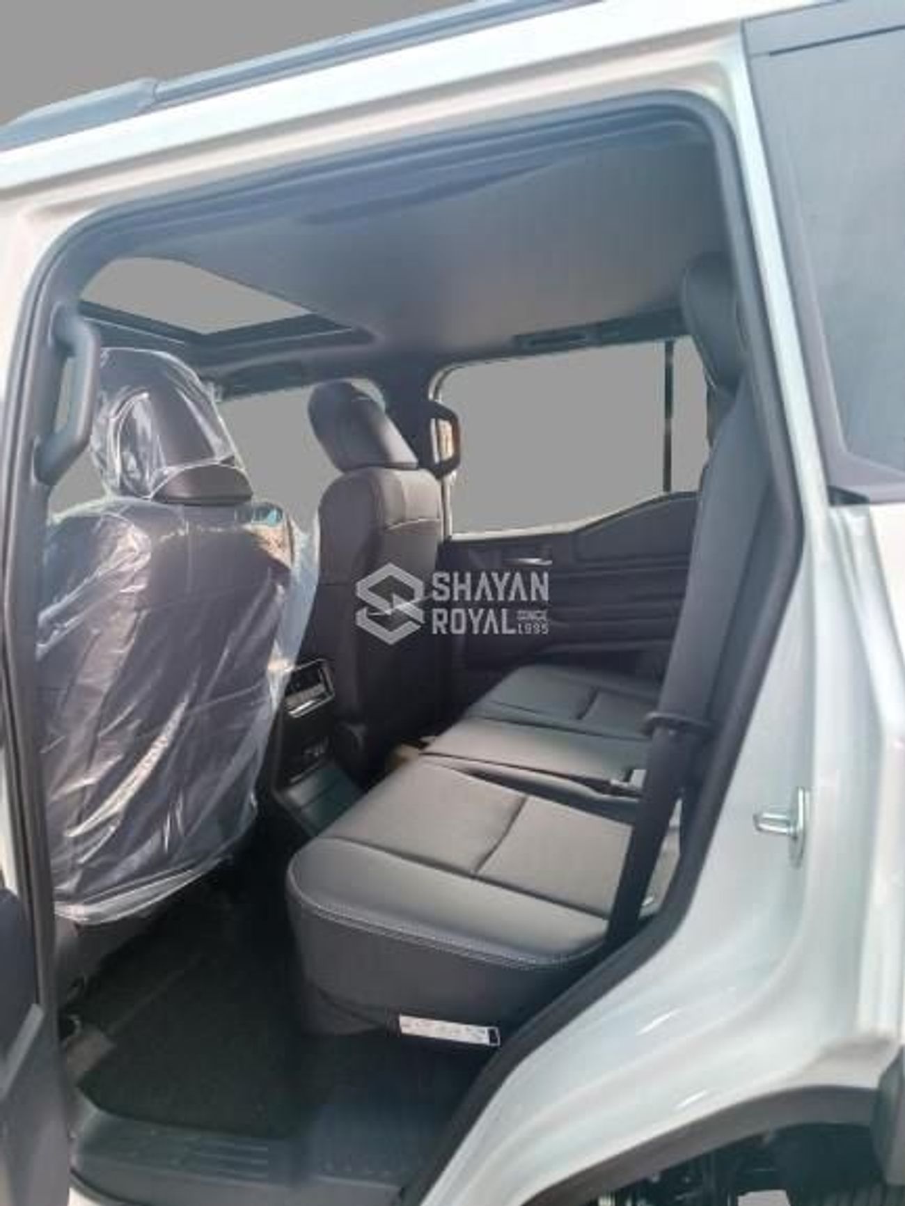 Toyota Prado LHD 2.4L PETROL ALL ROUNDER-G 4WD AT 7-SEATS 2025MY