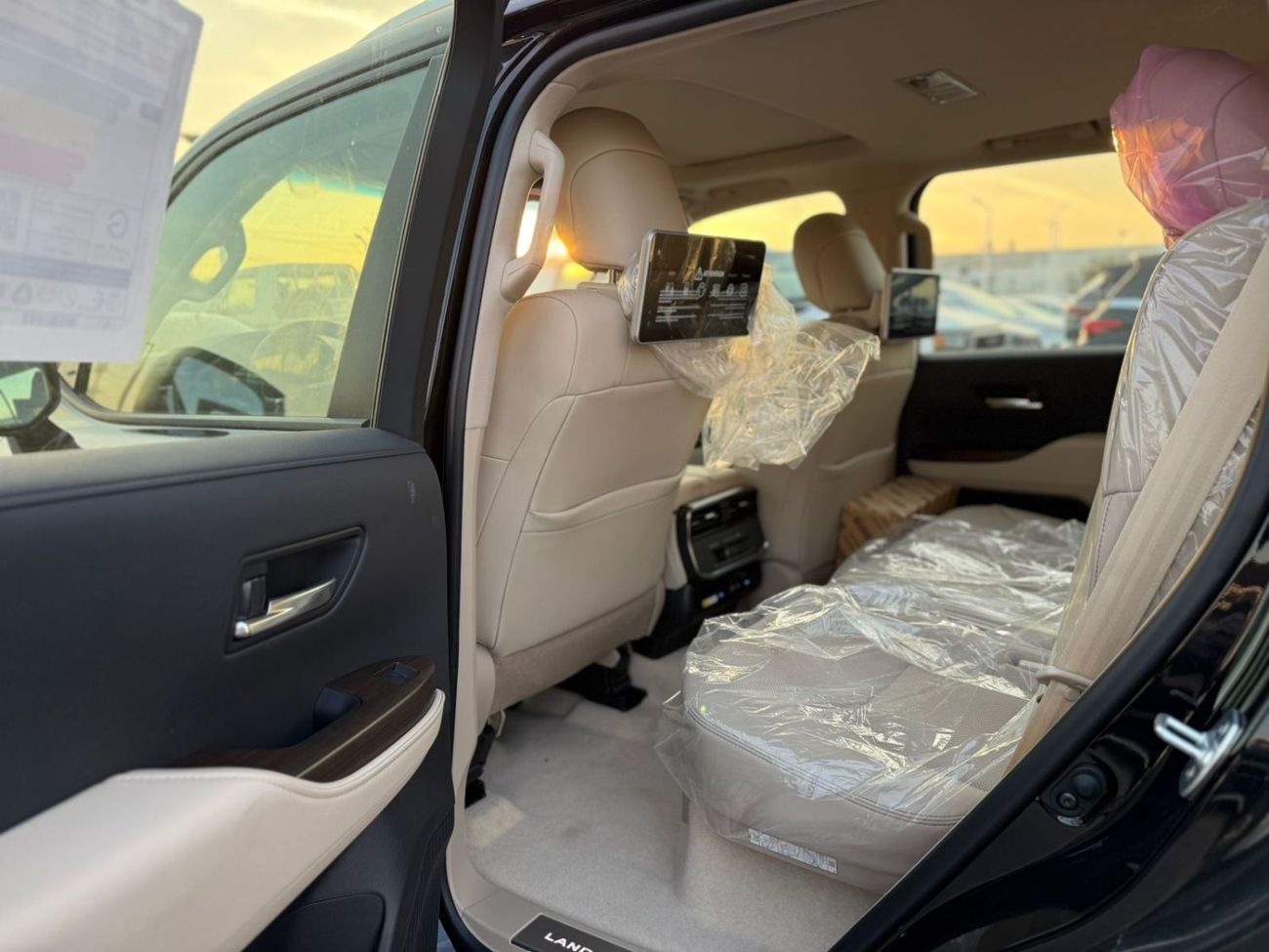 تويوتا لاند كروزر LAND CRUISER GXR-V 3.3L DIESEL TWIN TURBO , FULL OPTION 2026 MODEL