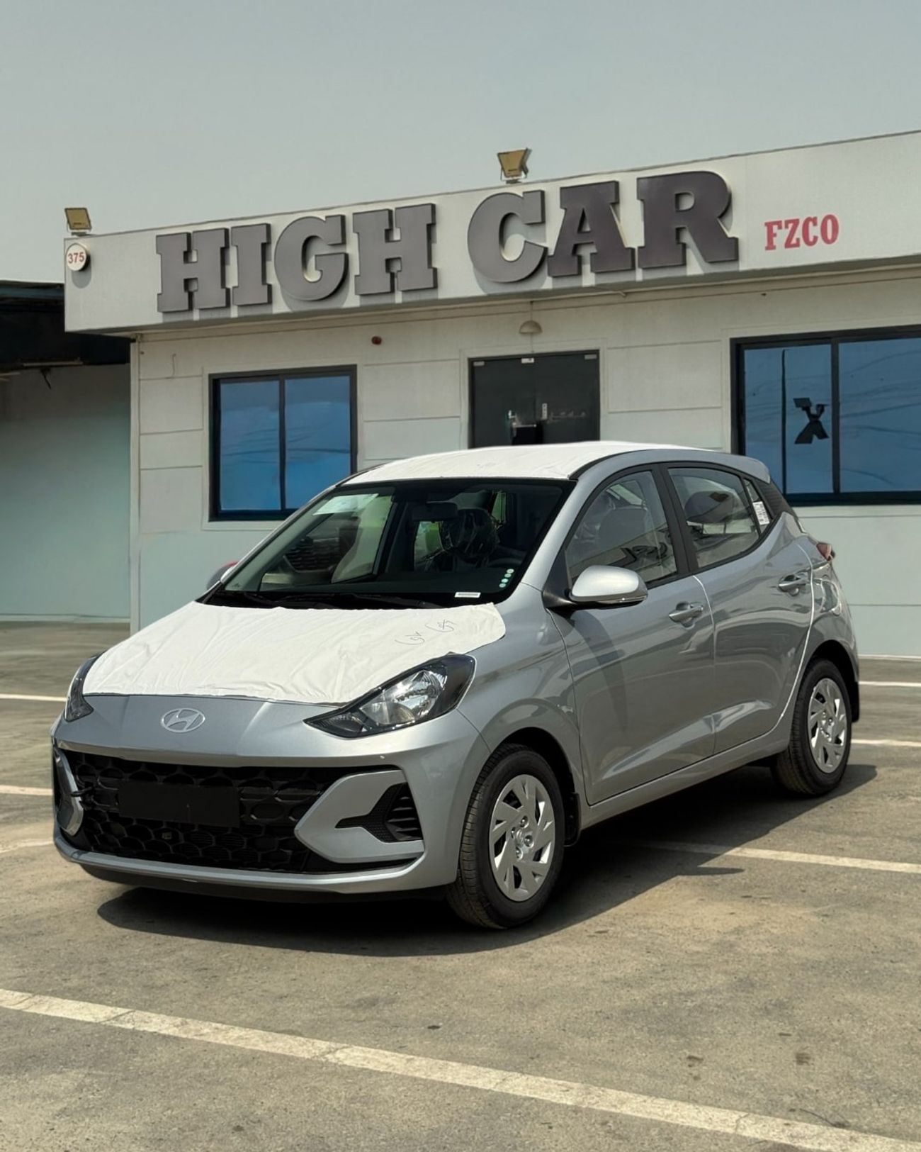 هيونداي جراند i10 GRAND I10 (HATCHBACK ) 1.2L SILVER COLOR - BASIC