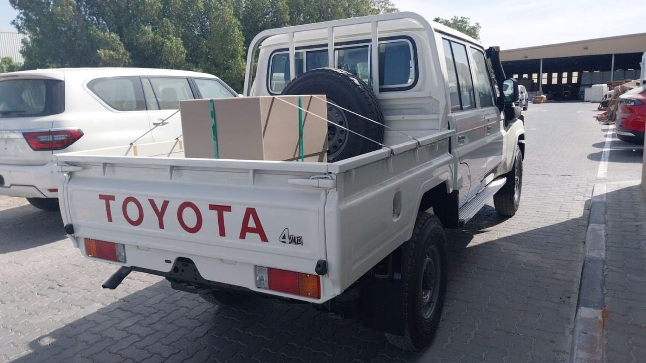 Toyota Land Cruiser Pick Up LC 79 Double Cab 2.8L Manual Turbo Diesel I 2025 I 0 KM I With Warranty
