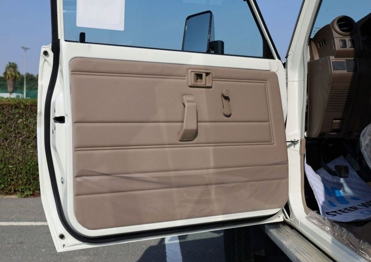 تويوتا لاند كروزر 70 LC 78 | 3 door | 4L V6 | Petrol | 4x4 | 2023