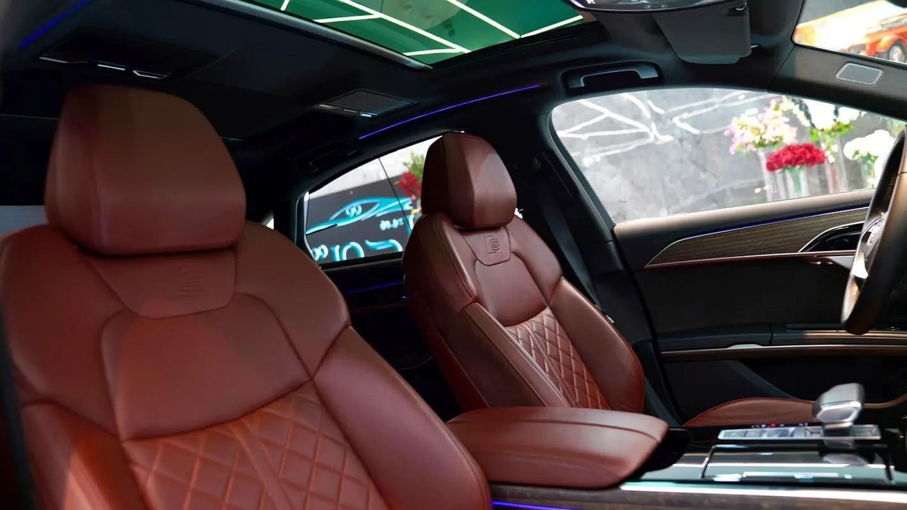 Audi A8 L 55 TFSI quattro 3.0L (335 HP) EXCLUSIVE A8L 55 TFSI V8 || VIP CONSOLE || TOP RANGE || GCC || ACCID
