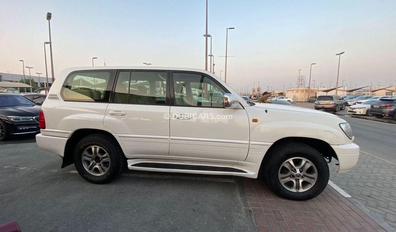 Lexus LX 470 GCC Full options