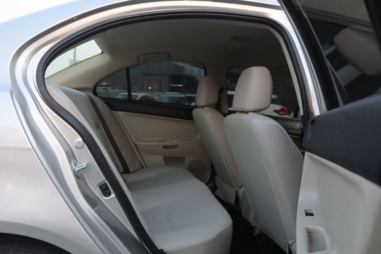 ميتسوبيشي لانسر ميتسوبيشى لانسر - 2016 - خليجى - بدون حوادث - محرك 2.0 - بحاله ممتازه