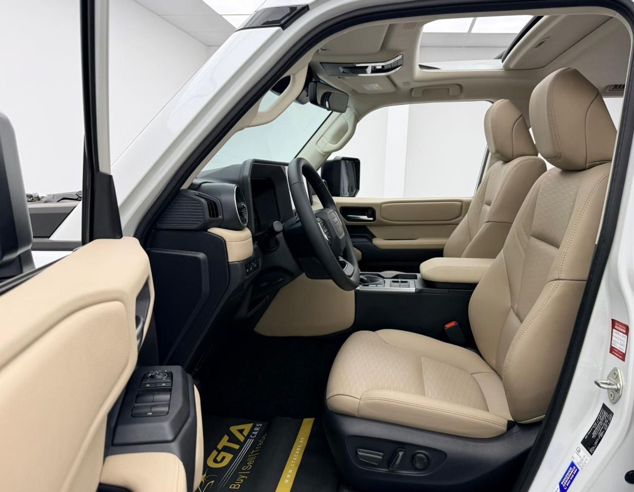 Toyota Prado GXL 2.4T 2025 Toyota Prado GXL, 2028 Toyota Warranty, Very Low Km, 7 Seater, Fully Loaded, GCC