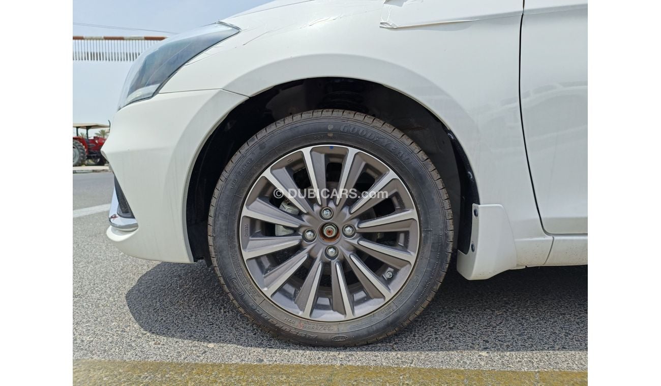 Suzuki Ciaz GLX, 1.5L PETROL / LEATHER SEATS / REAR CAMERA / PUSH START (CODE # 67849)