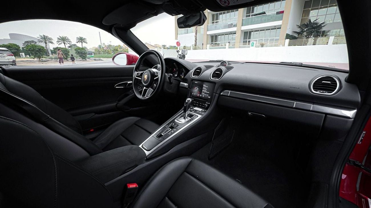 Porsche 718 Boxster Style Edition (295 HP) A/T