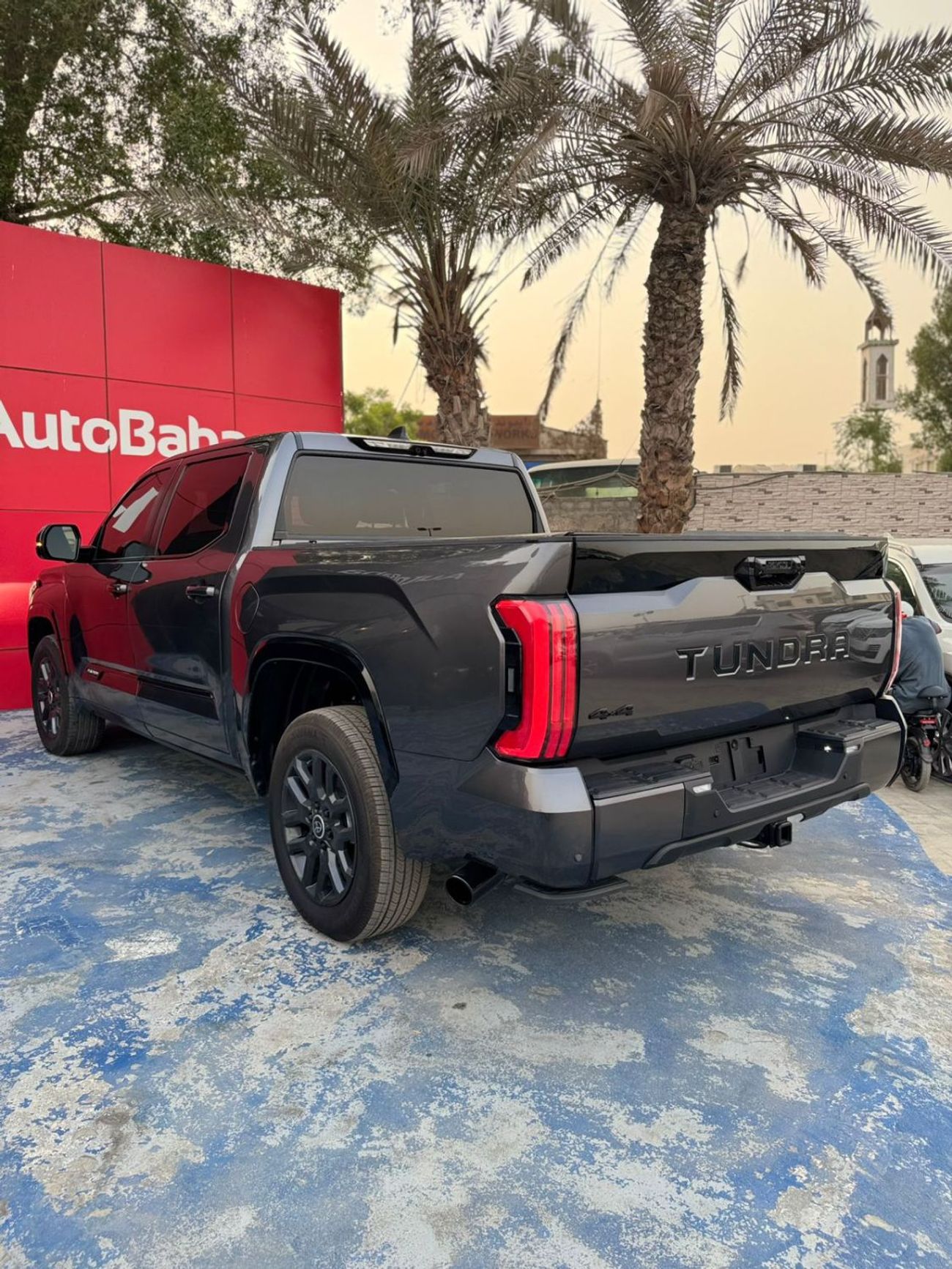 Toyota Tundra Platinum Hybrid