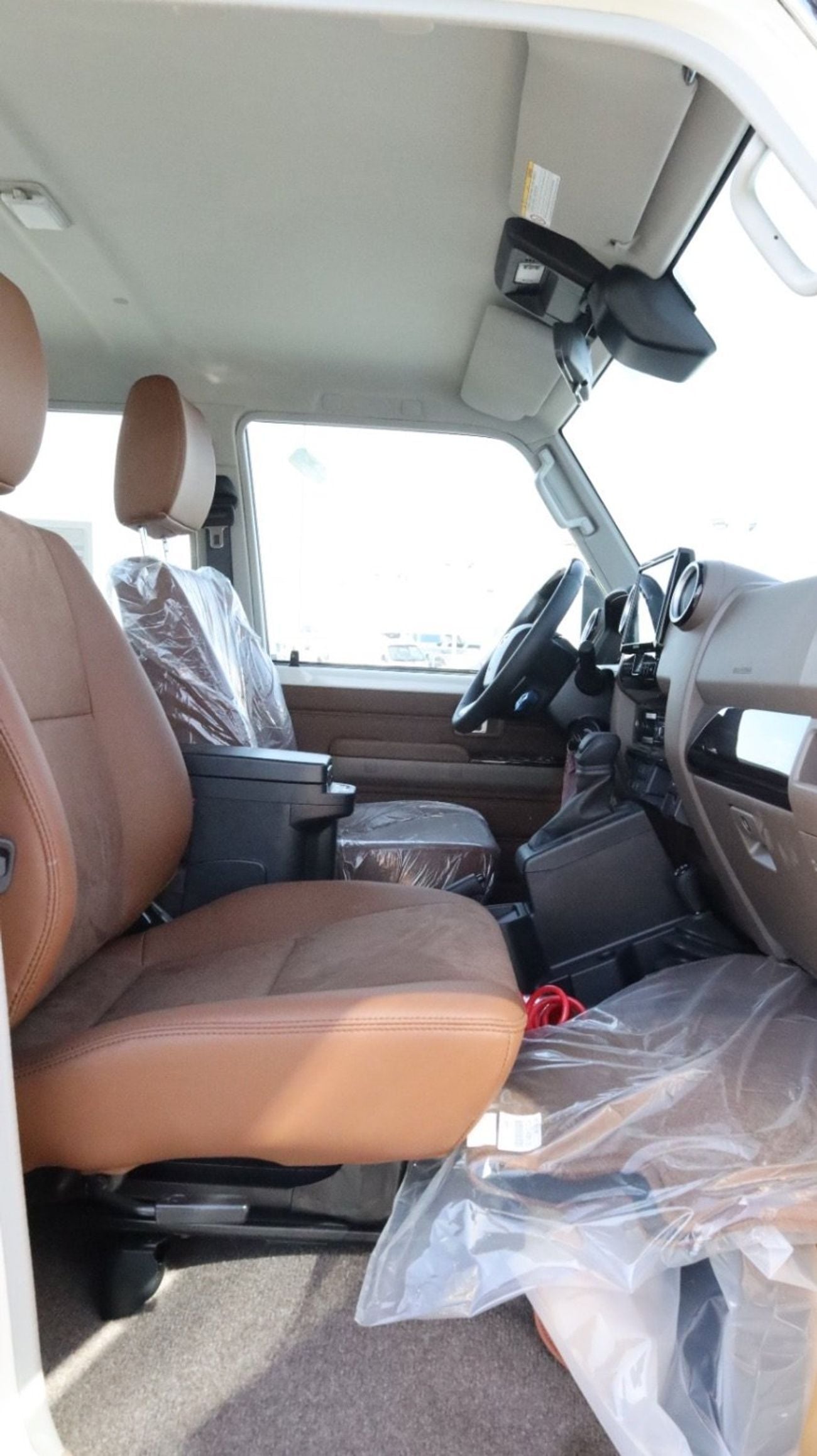 تويوتا لاند كروزر 70 LX 2.8L