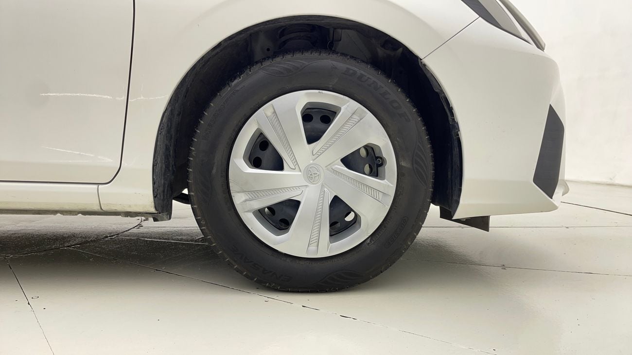 تويوتا يارس E 1.5 | بدون دفعة مقدمة | اختبار القيادة في المنزل