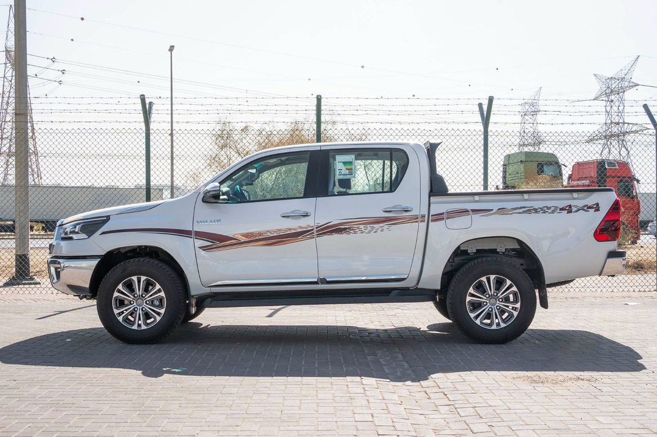 تويوتا هيلوكس 2026 Toyota Hilux DC 2.7L petrol AT