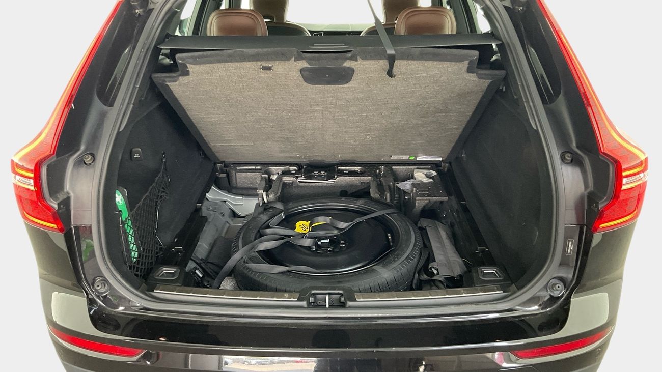 فولفو XC 60 MOMENTUM | شامل الضمان | 0 ﺪﻔﻋﺓ ﺃﻮﻟﻯ
