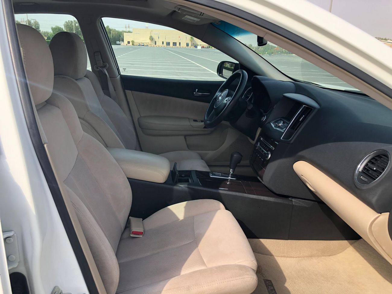 Nissan Maxima