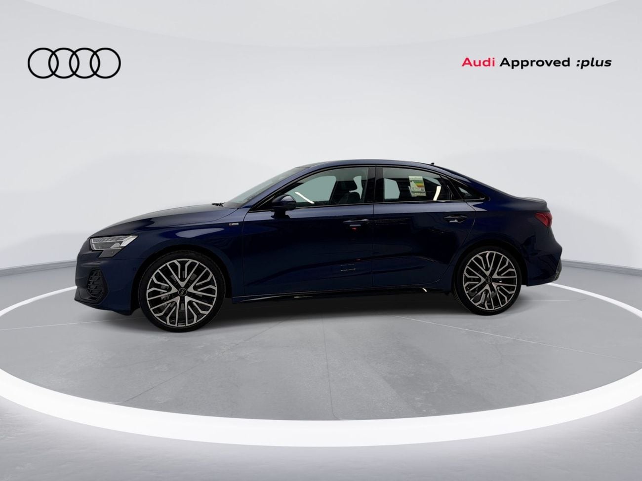 أودي A3 A3 Sedan Advanced 35 TFSI 150hp (Ref# 02740)