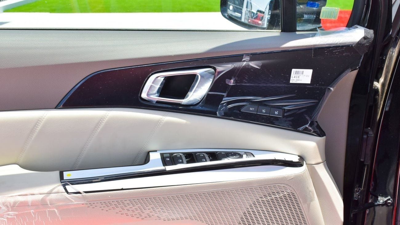 كيا كارنيفال Brand New Carnival Hi-Limousine Full