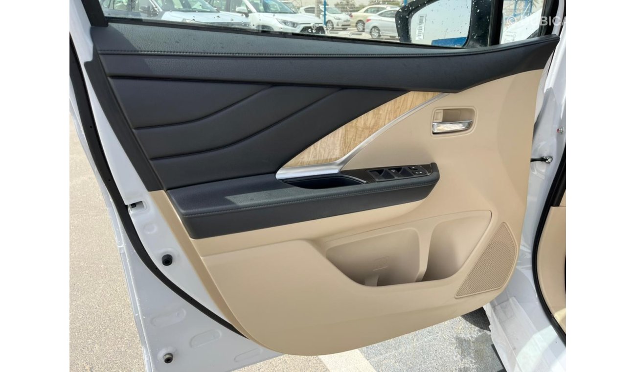 Mitsubishi Xpander H-Line 1.5L SUV FWD 5Doors