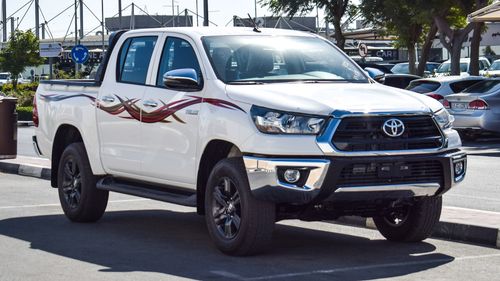 Toyota Hilux 2.4 L Diesel