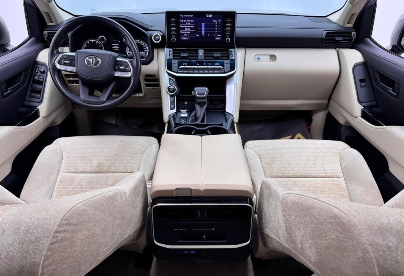 Toyota Land Cruiser EXR 3.5L 2022 Toyota Land Cruiser EXR, Toyota Service History, 1 Year Warranty, 7 Seater, GCC