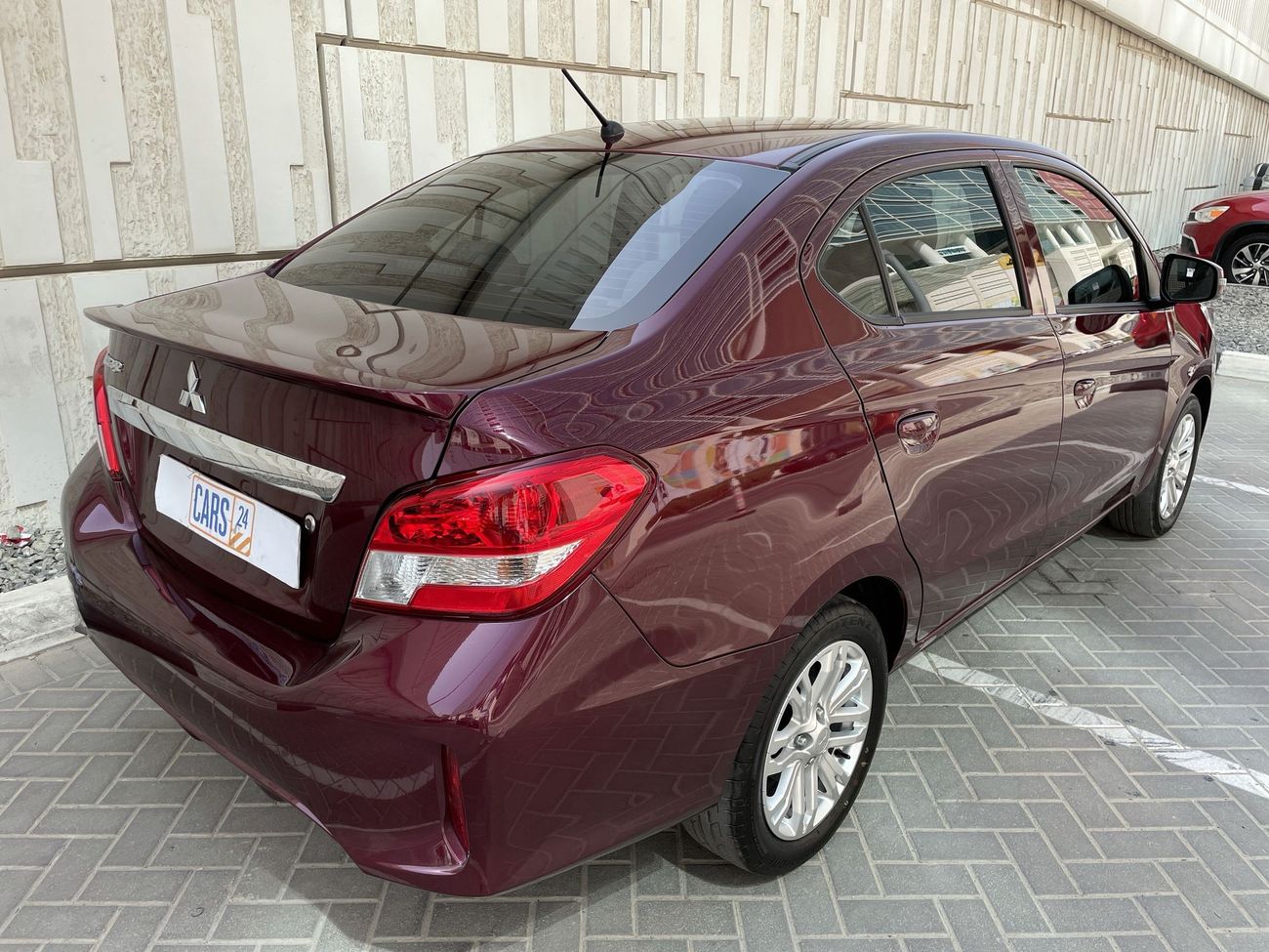 Mitsubishi Attrage 1200