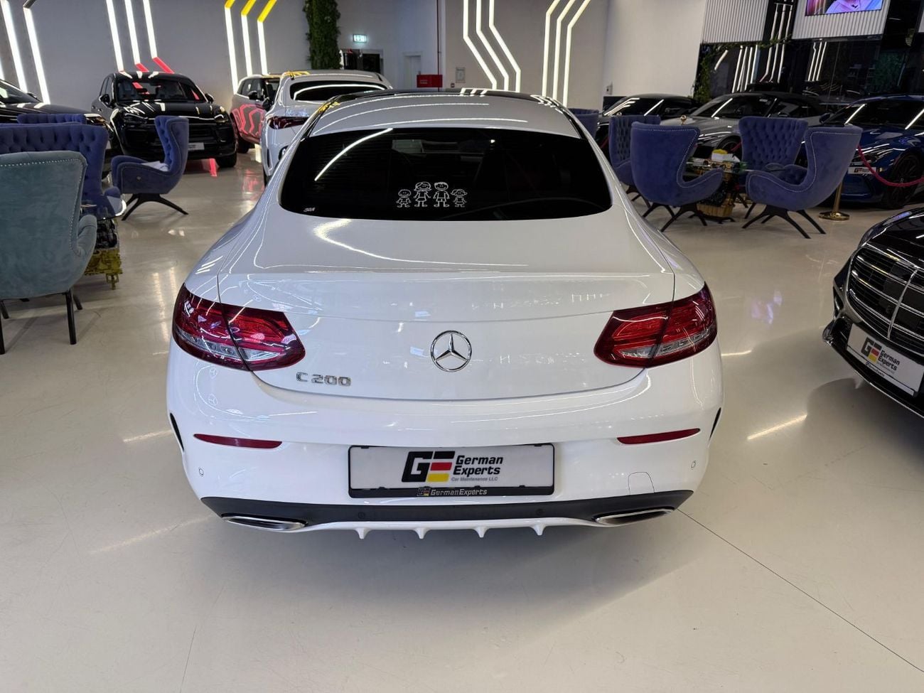 Mercedes-Benz C 200 Coupe 2017 Mercedes-Benz C200 Coupe - GCC - Low Mileage - Good Condition