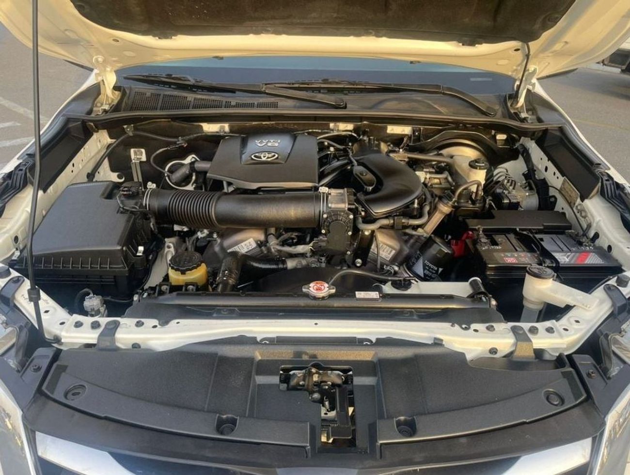 Toyota Fortuner 2017 Toyota Fortuner GX.R+ 4.0L V6 - Push Start With Gear shifter - 4x4 AWD - 7 Leather Seats - Rear