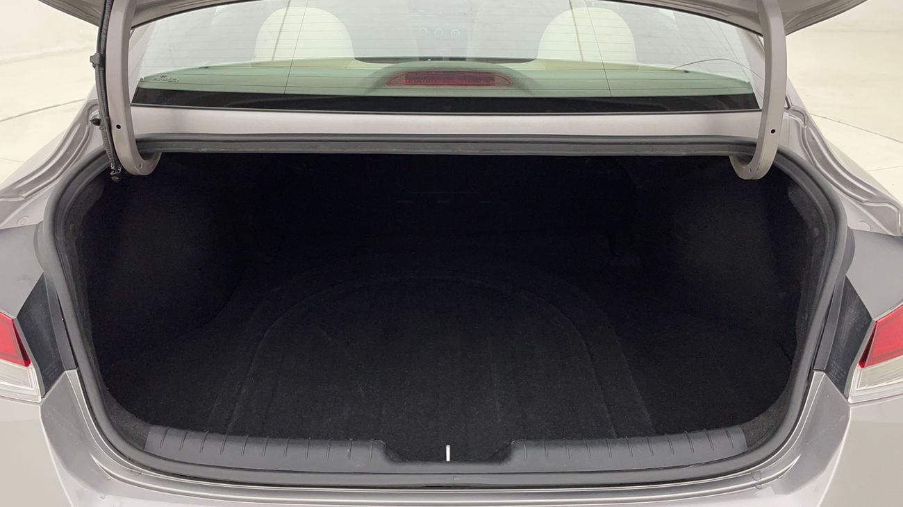 Hyundai Elantra SMART 1.6 | Zero Down Payment | Home Test Drive