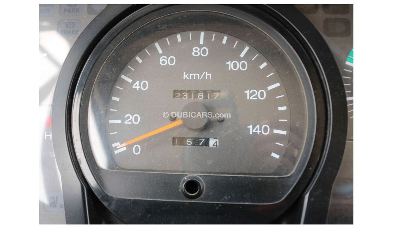 Nissan United Diesel 2016 - UD MK 210 - 7 TON - GCC SPECS  - EXCELLENT CONDITION VAT EXCLUDED