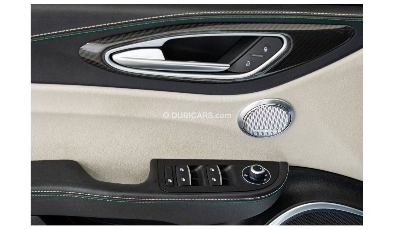 Alfa Romeo Giulia 2018 Alfa Romeo Giulia Quadrifoglio / Full Alfa Service History