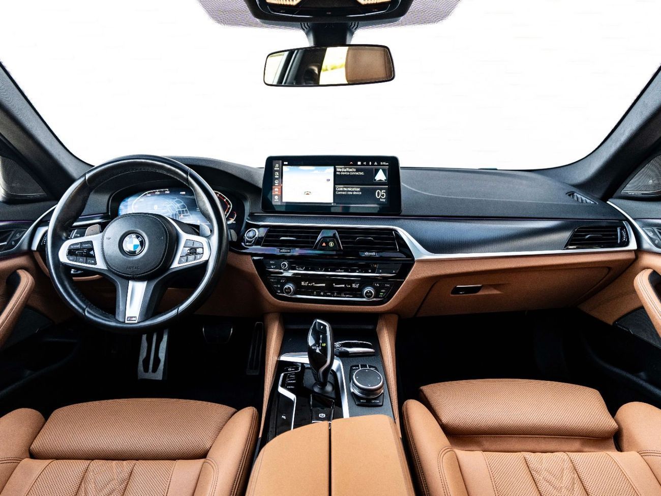 BMW 520i M Sport Comfort 2.0L