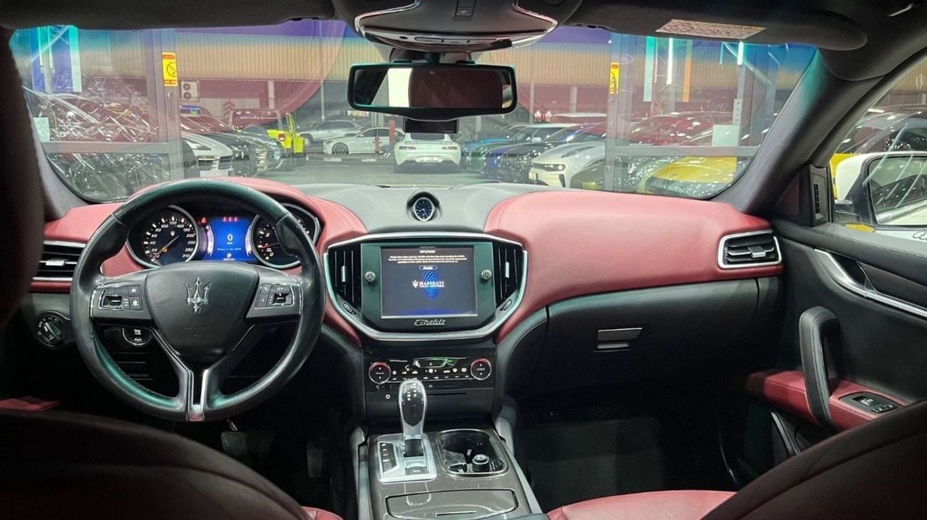 مازيراتي جيبلي STD Maserati Ghibli 2015