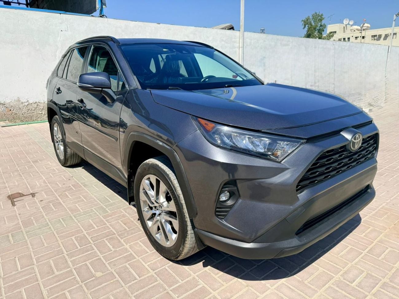 Toyota RAV4 2020 TOYOTA RAV4 XLE 4x4 PREMIUM AWD FULL OPTION READY  Gray