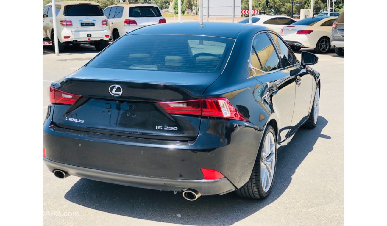 Lexus IS250 Lexus IS 250 Gcc full Option clean car perfect condition