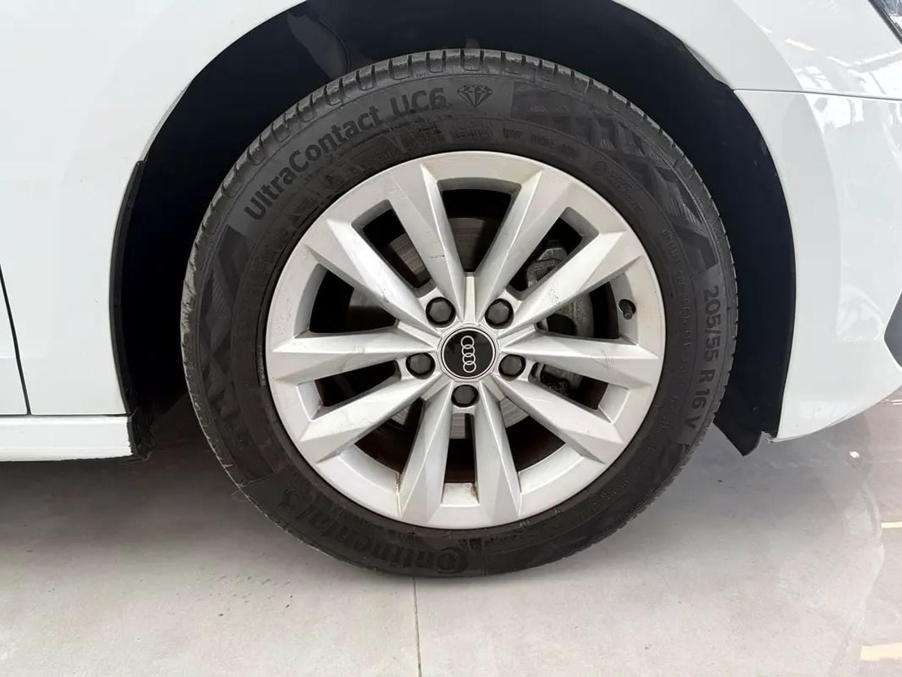 أودي A3 35 TFSI S Line 1.4L GCC Specs