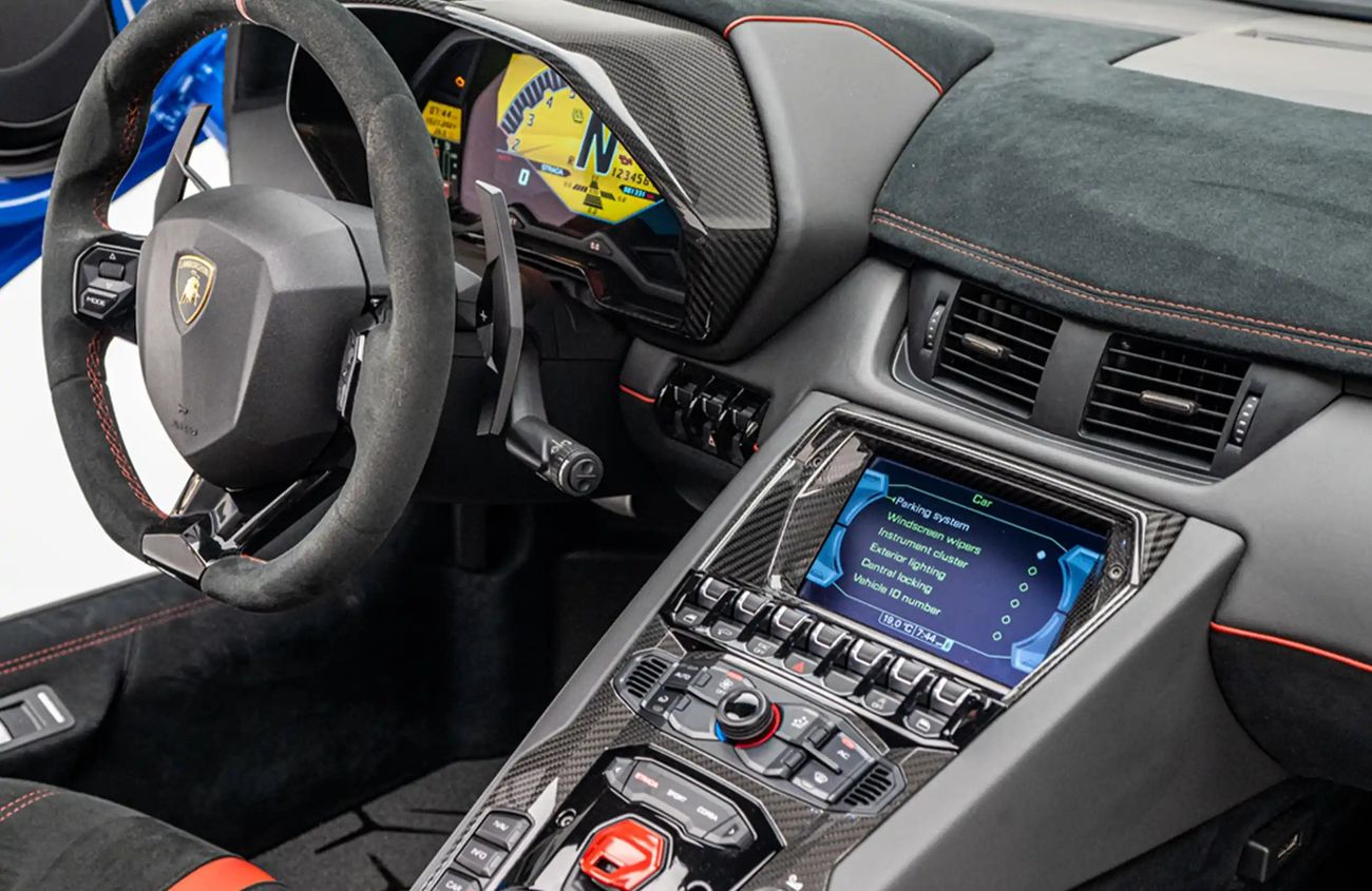 Lamborghini Aventador 6.5L V12 Naturally Aspirated Engine