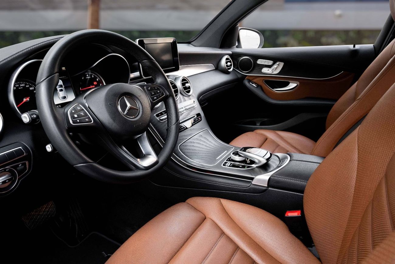 مرسيدس بنز GLC 250 250 | 2,840 P.M  | 0% Downpayment | LOW MILEAGE!