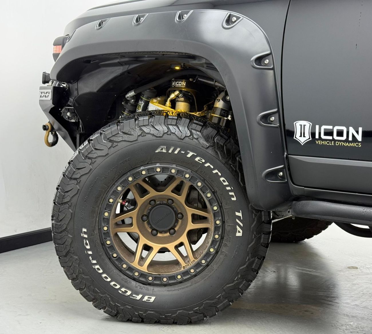 Toyota FJ Cruiser 2015 Toyota FJ Cruiser GXR Titan Upgraded, Full Toyota Service History, Excellent Condition, GCC